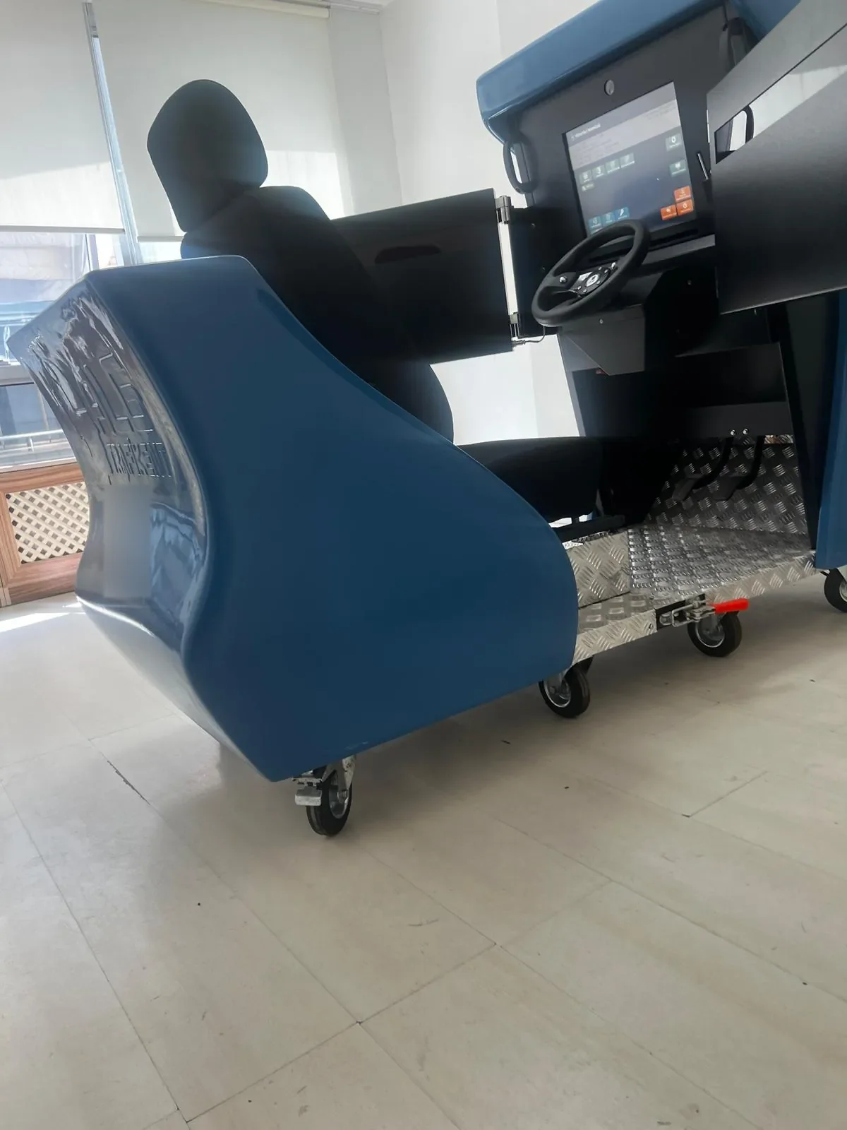 Direksiyon ve pedallar